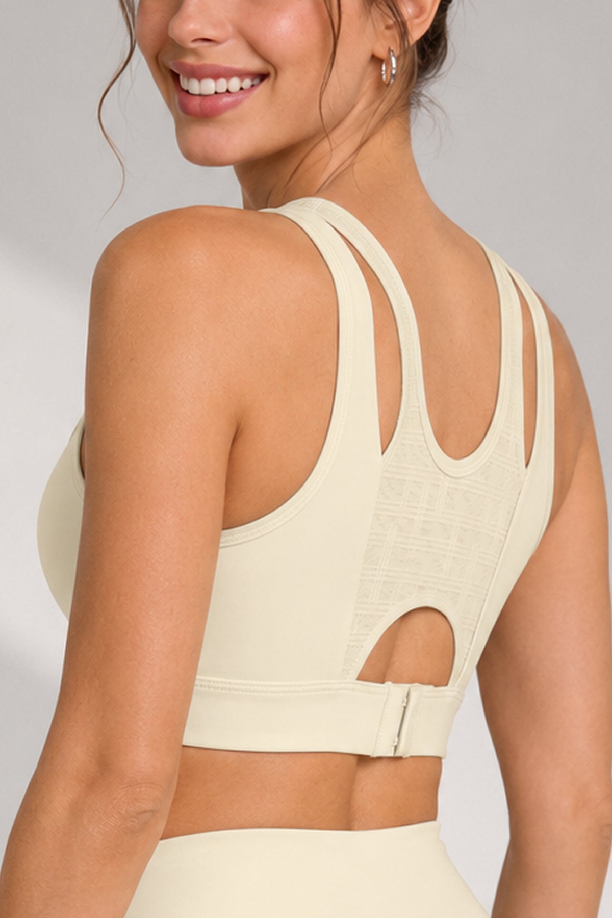 Shift™ Double-Strap With Less Pressure Full Coverage Mesh Back Sports Bra | Women's Light Support Sports Bra Best For Yoga, HIIT