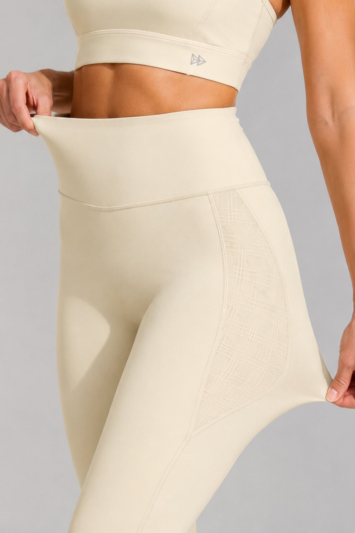 Power™ High Rise No Front Seam Breathable Mesh Running Leggings 25 Inches | Women's High Support Leggings