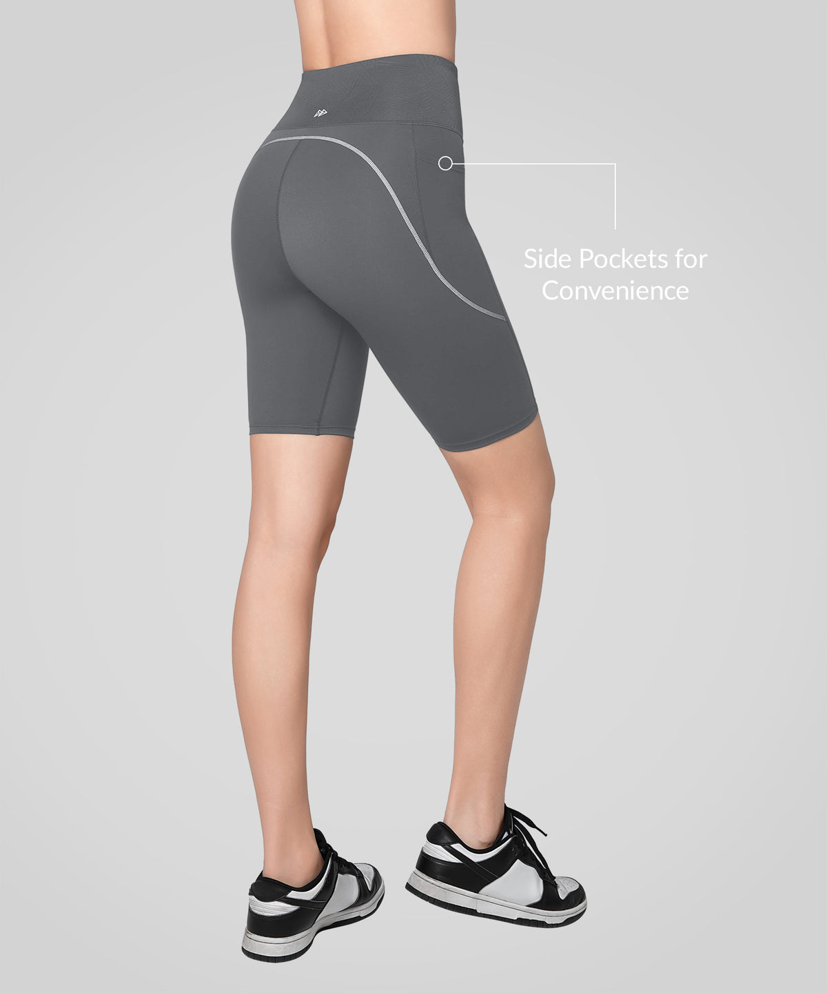Pantaloncini elasticizzati a vita alta Echo con tasche laterali, 9'' | Pantaloncini da corsa ad alto sostegno da donna