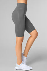 Shorts deportivos Echo de cintura alta y corte cropped de 23 cm | Shorts deportivos de alta sujeción para mujer