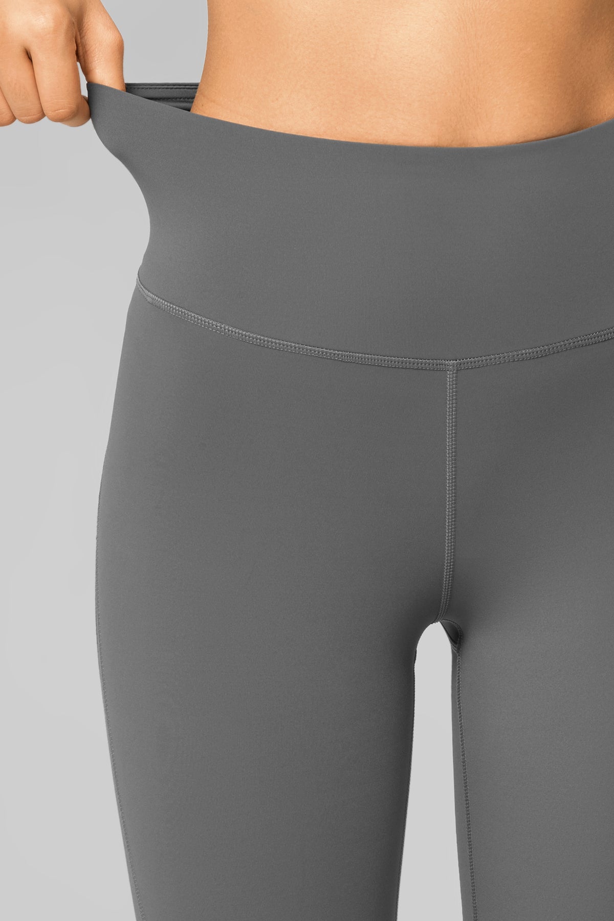 Shorts deportivos Echo de cintura alta y corte cropped de 23 cm | Shorts deportivos de alta sujeción para mujer