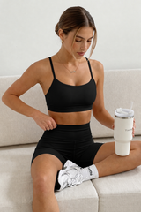 Sujetador de yoga con relleno y tirantes y escote redondo para mujer | Sujetador deportivo de sujeción ligera