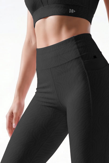 Black Textured High Impact Leggings With Pockets 25inches | High-Impact Support Best For Running, HIIT & Training - image 4