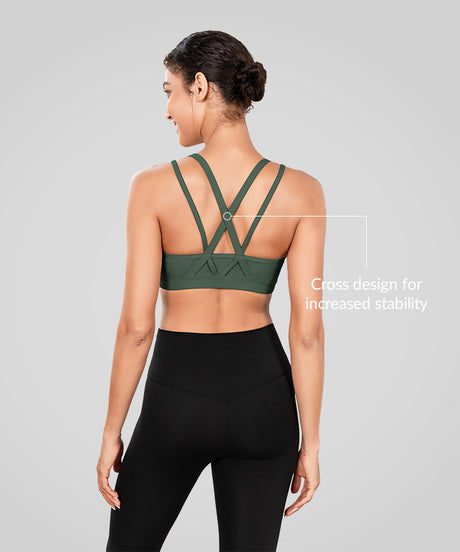 Gepolsterter Yoga-BH mit langen, doppelt gekreuzten Trägern von Echo | Leicht stützender Sport-BH für Damen - image 2
