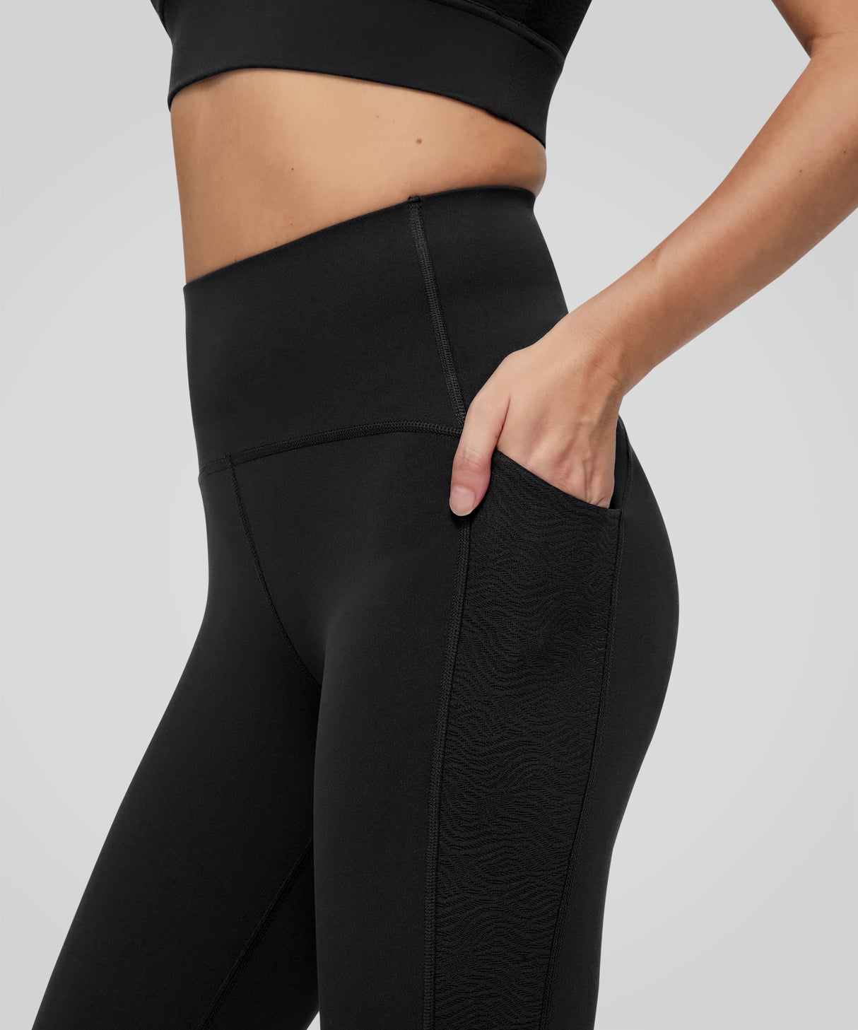 Anywhere Andningsbara Sidomesh Leggings med Logotyptryck, 65 cm | Lätta stödleggings för kvinnor